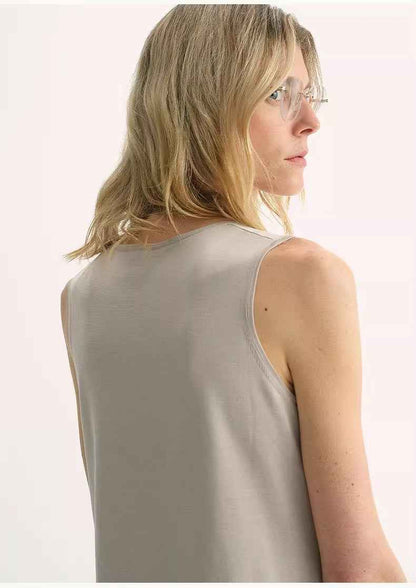 20NM ultra-fine high-quality silk, smooth and elegant U-neck straight knitted vest T-2