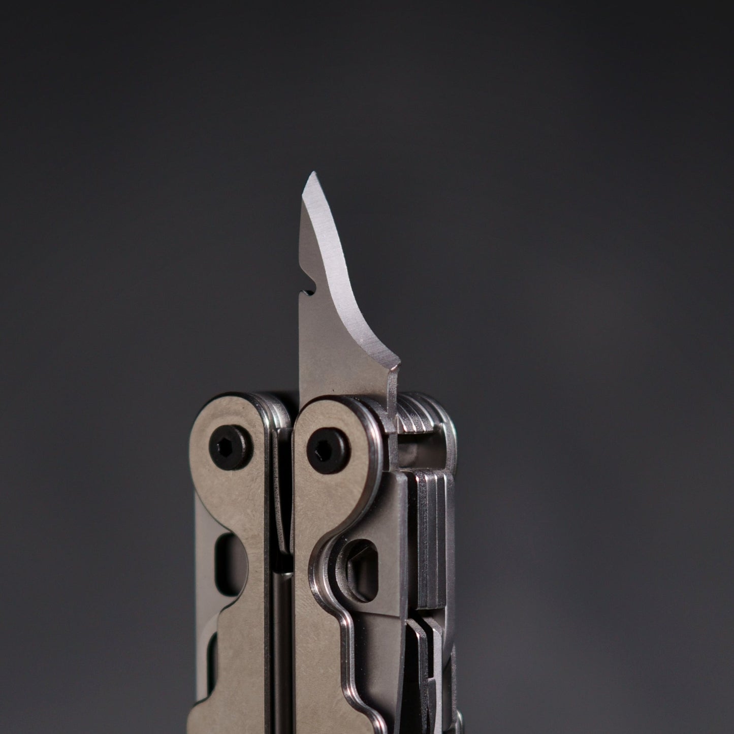 Awl-1