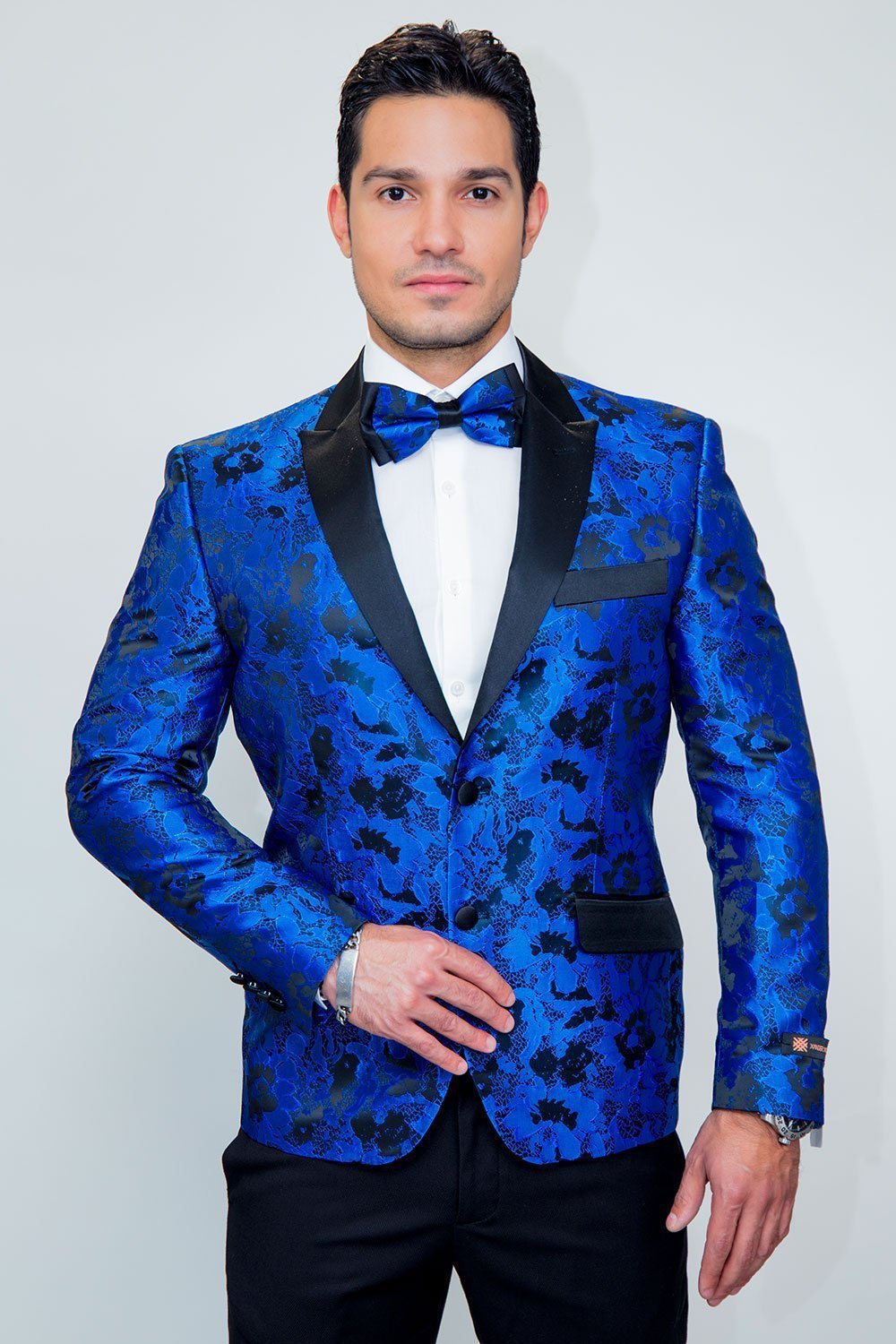 "Amsterdam" Tuxedo Jacket Peak-8