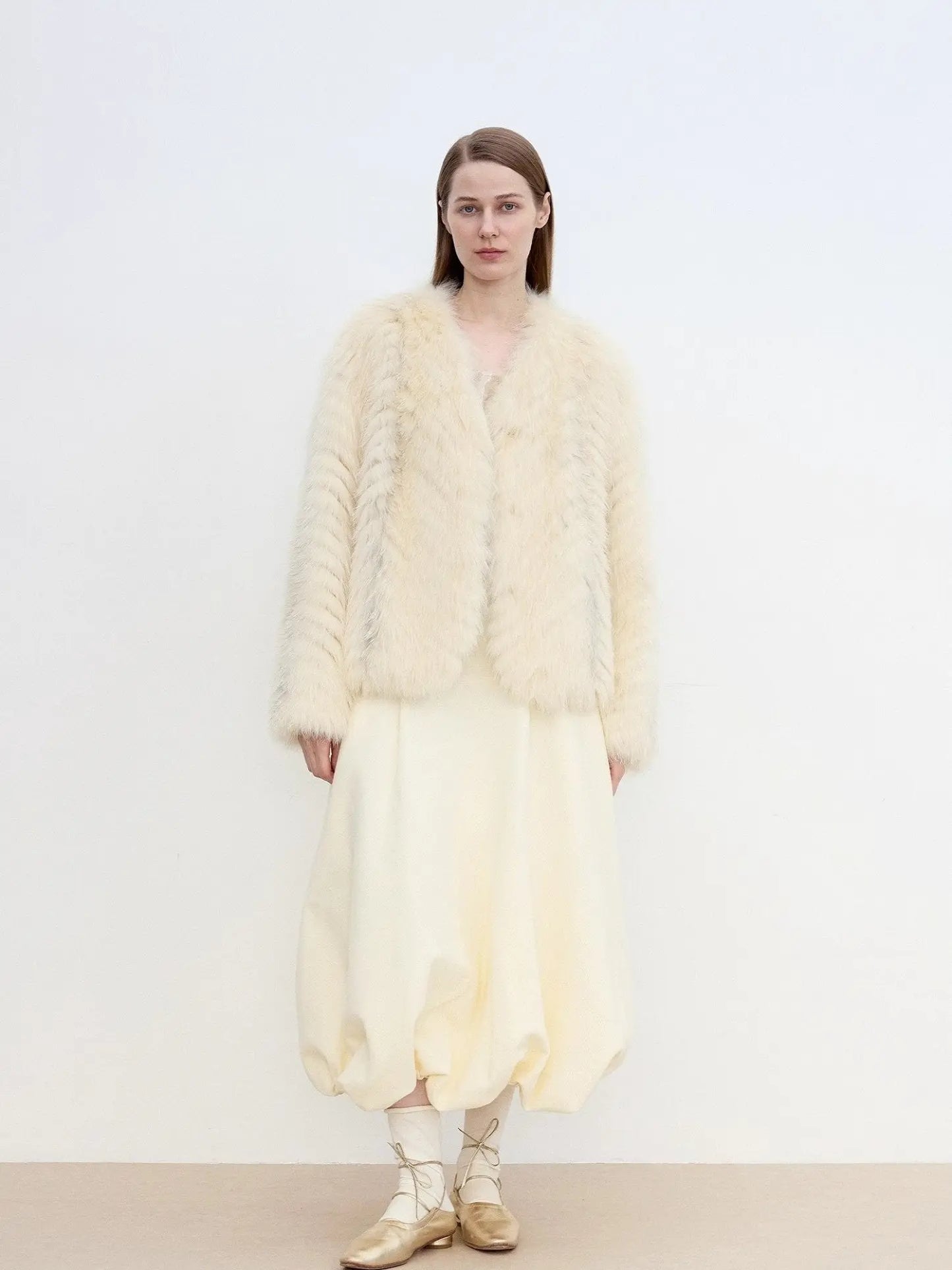"Champagne on a Snowy Night" imported fox fur two-tone V-neck oblique stripe slim jacket