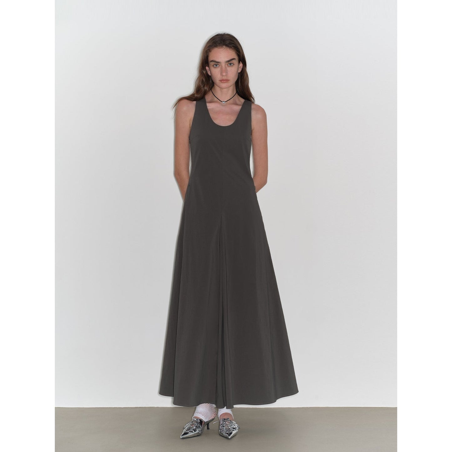 "Lake Bled" Simple and slim texture U-neck A-line slim fit vest dress