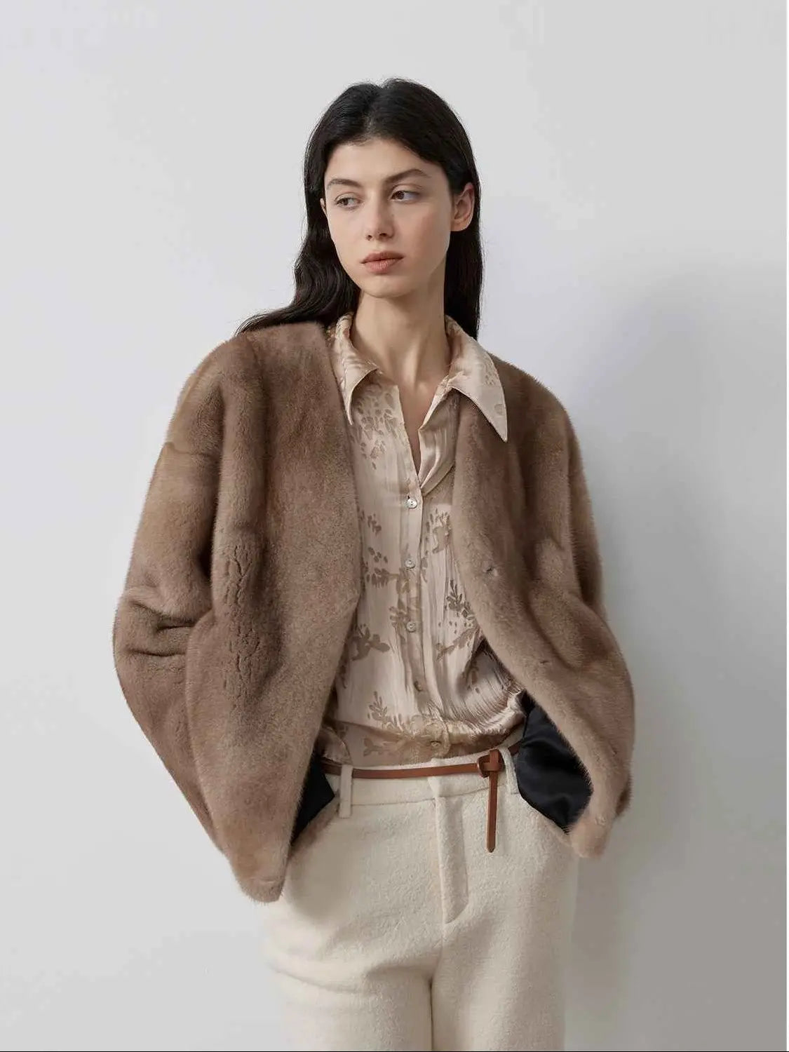 Louvre II Imported Simple Whole Mink Short Coat