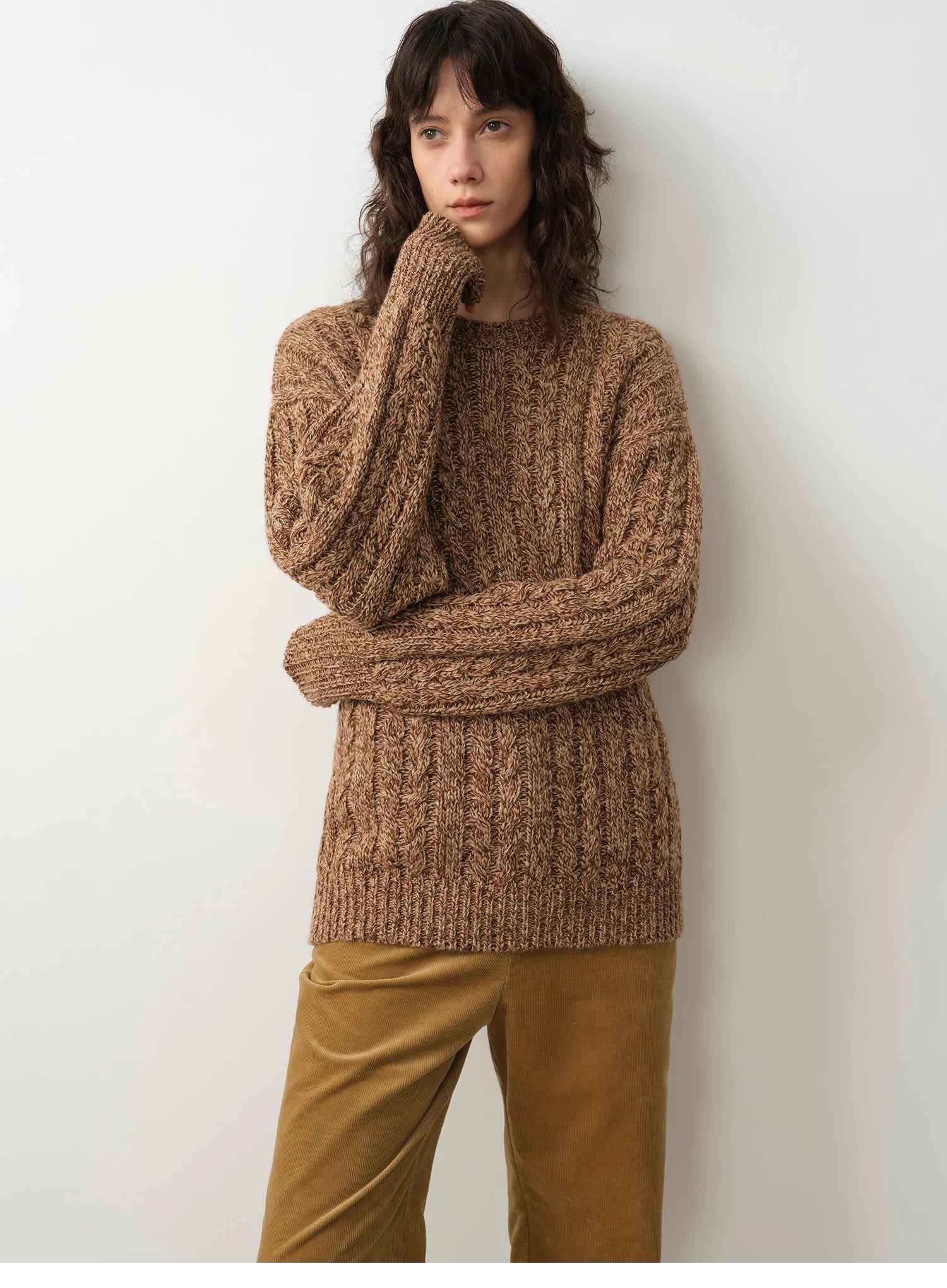 "Thousand Islands Forest Club" Cable-cut Round Neck Wool Blend Slightly Wide Shoulder Sweater-4